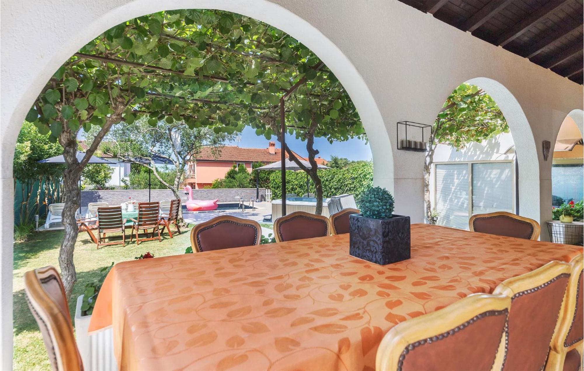 Stunning Home In Umag With House A Panoramic View Ferienhaus *